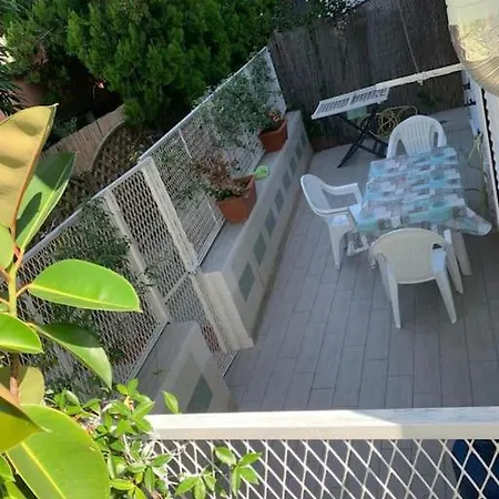 Pithecusa House, Porto, Centralissimo