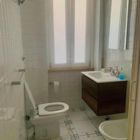 Pithecusa House, Porto, Centralissimo