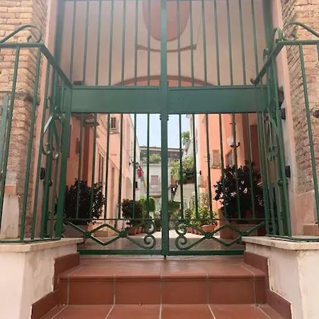 Pithecusa House, Porto, Centralissimo * Искья